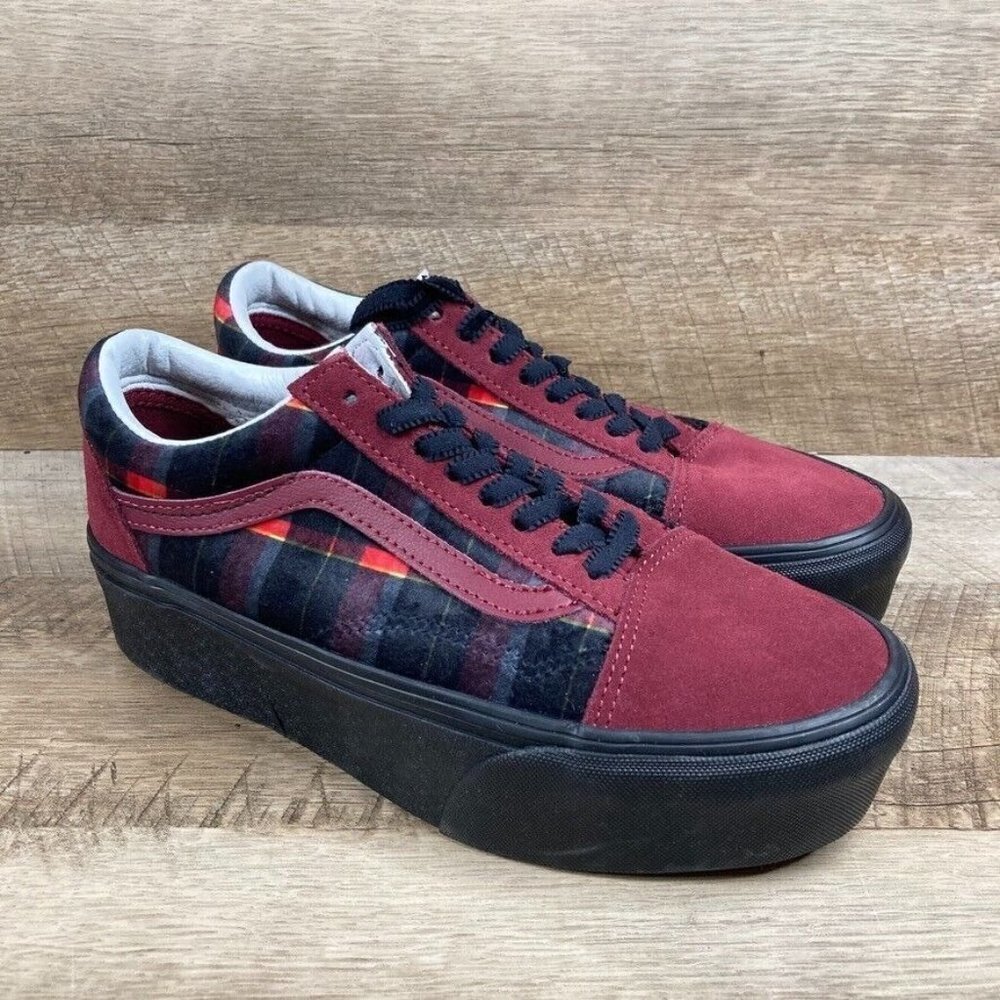 Vans Platform Old Skool Sneakers in Burgundy and Black Plaid